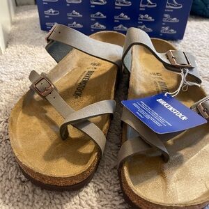 NWT - Birkenstock Mayari Stone